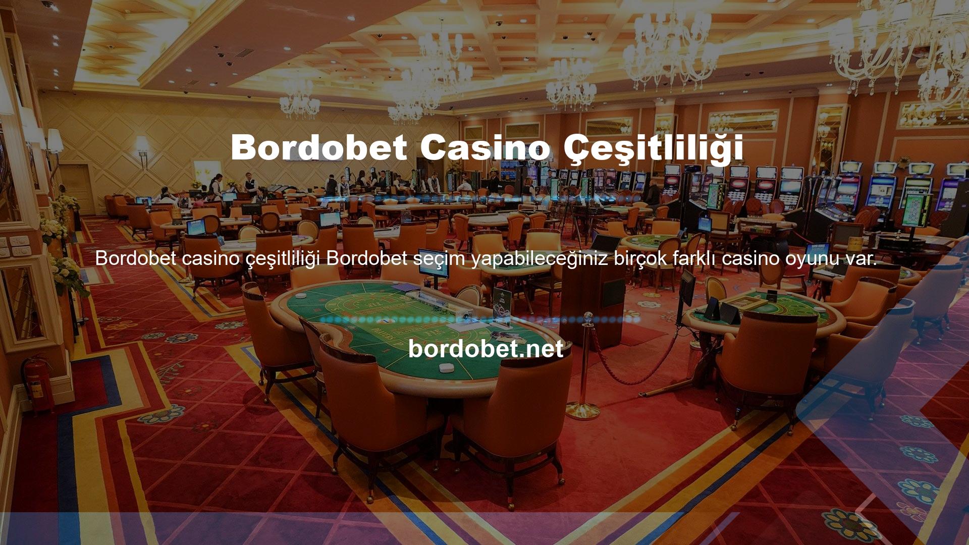 Bu yazılım oyunlarını gerçek bir bayi ile oynamak için Canlı Casino sekmesini tıklamanız gerekir